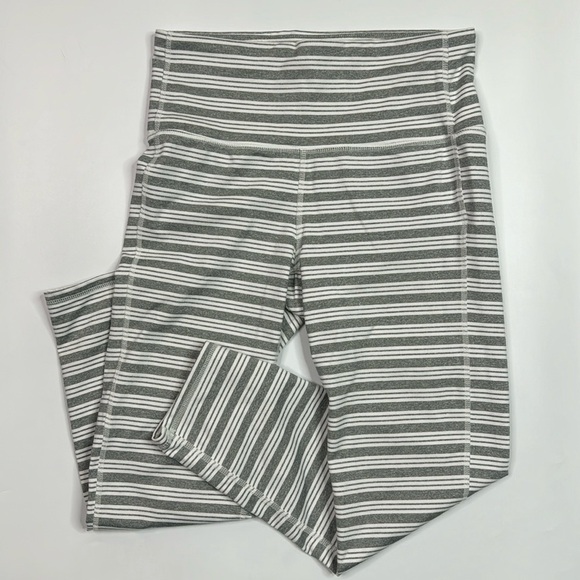 Athleta Gray White Striped Capri Pants Size XS - Picture 1 of 11